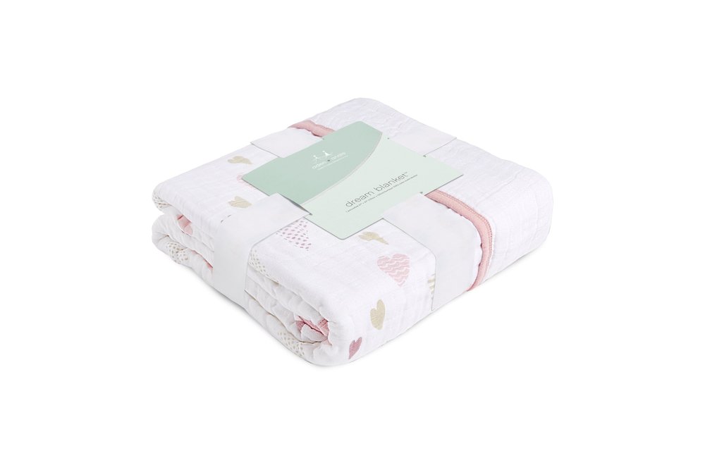 aden + anais Lovely Heart Breaker Classic Dream Blanket