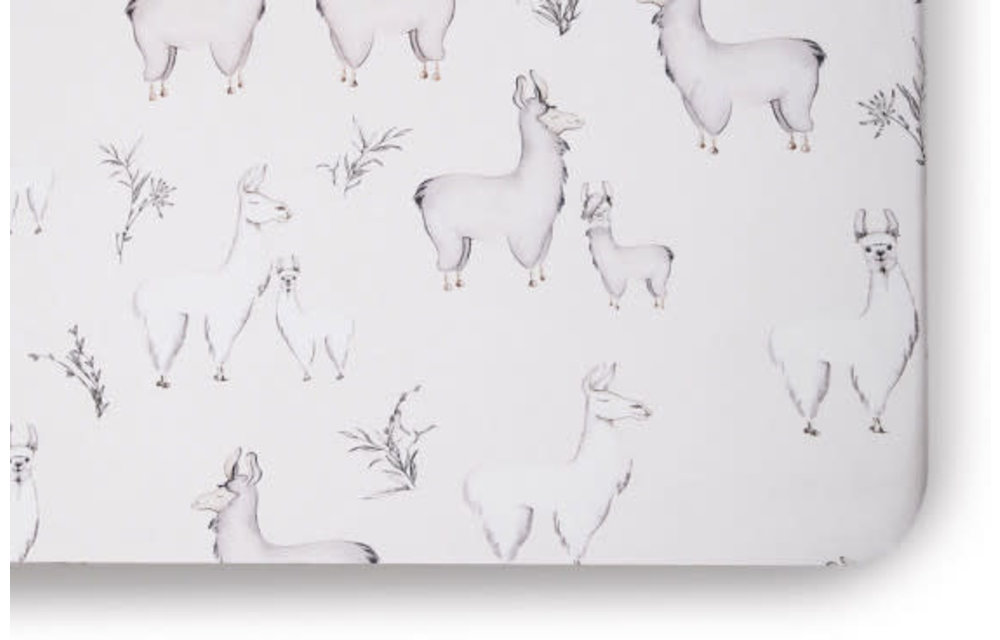 Oilo Crib Sheet In Llama (Jersey Fabric)