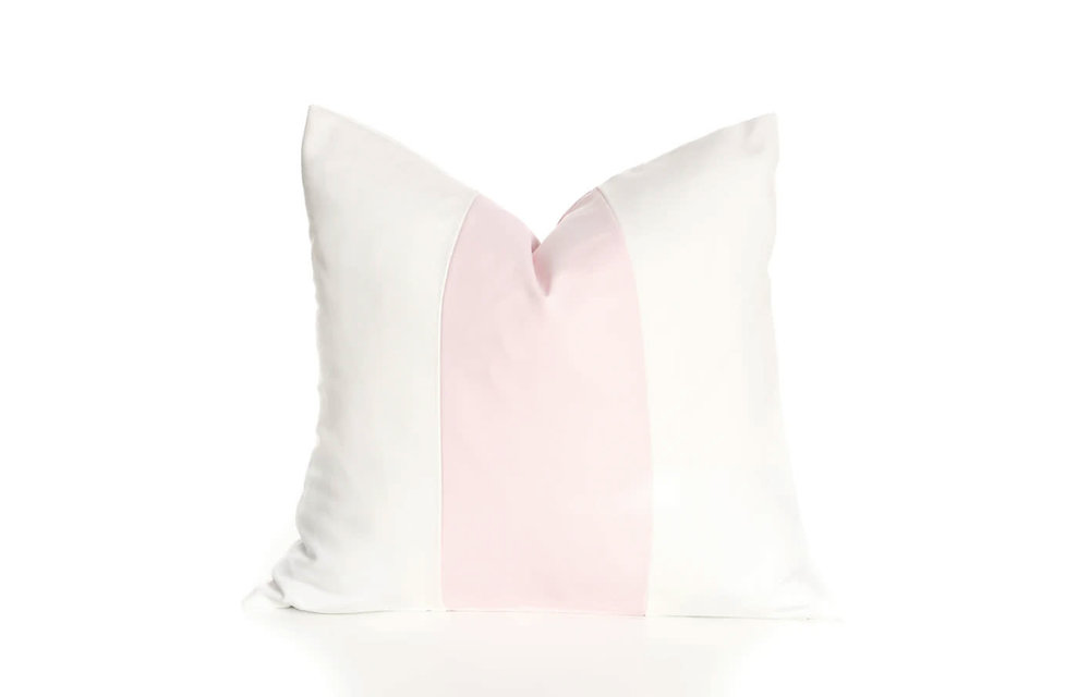 Oilo Blush Band Pillow