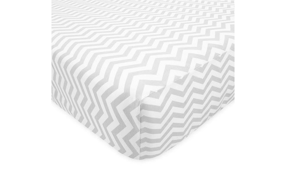 American Baby Percale Crib Sheet Grey Zigzag