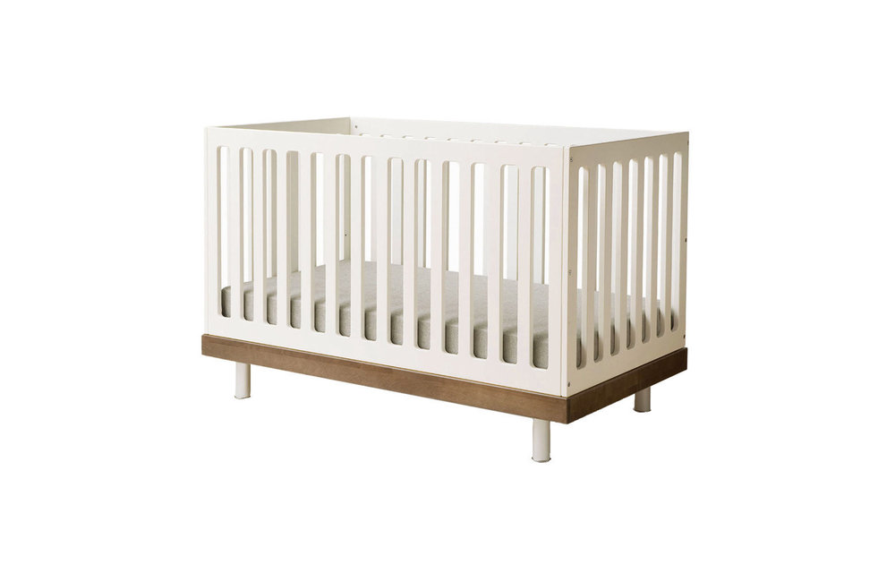 Oeuf Classic Crib In White/Walnut