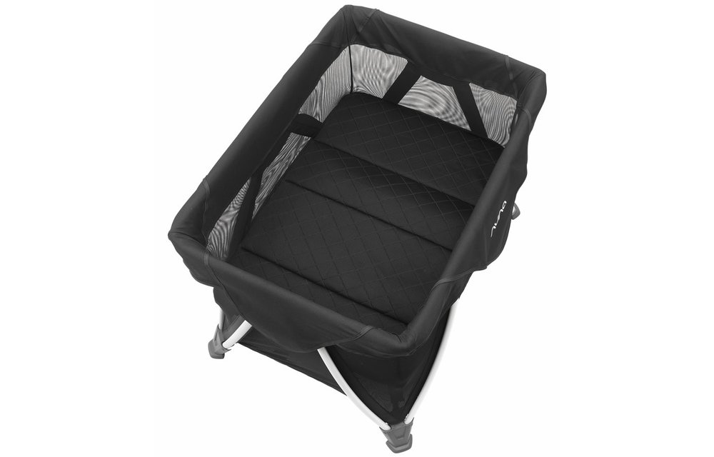 Nuna Sena Aire Pack and Play Playard Travel Crib With Bassinet In Caviar