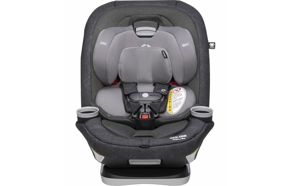 Maxi Cosi Magellan XP MAX Convertible Car Seat In Nomad Black