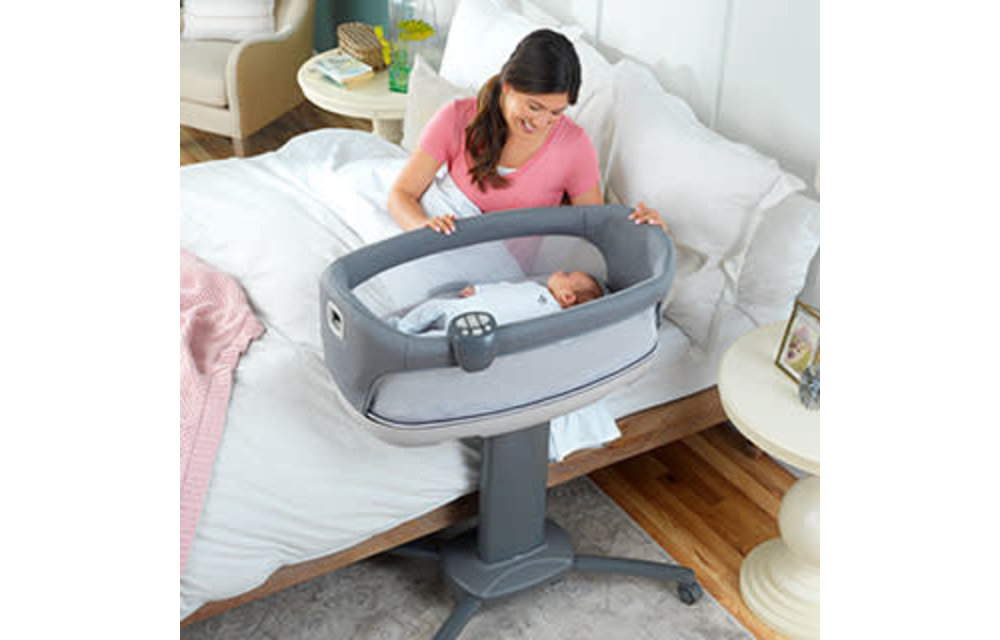 Chicco Close To You Bedside Bassinet In Heather Grey