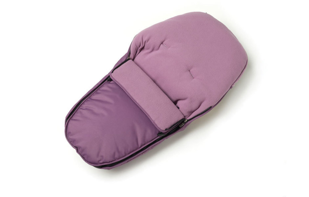 CLOSEOUT!!! iCandy Flavour Superfleece Luxury Footmuff In Grape
