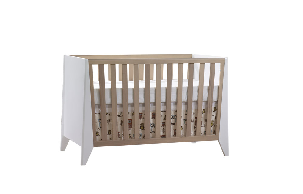 Nest Juvenile Flexx Classic Crib In White/Natural Wheat