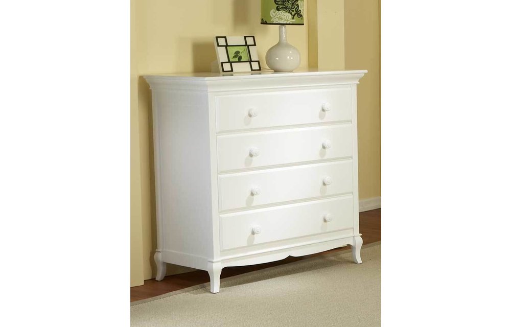 Pali Furniture Mantova 4 Drawer Dresser In White