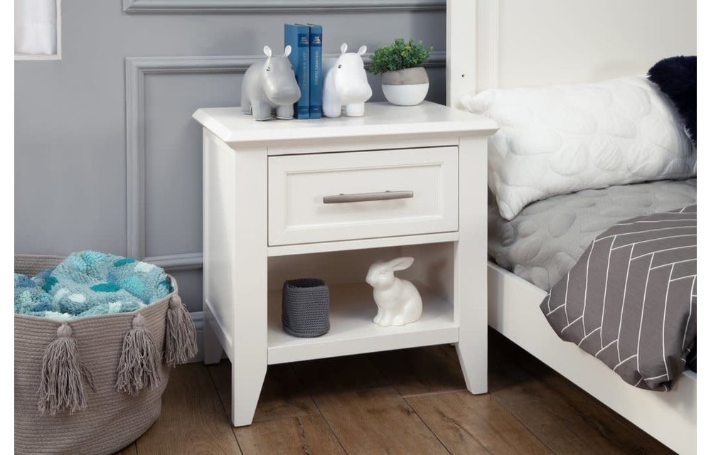 Franklin And Ben Beckett Nightstand In White