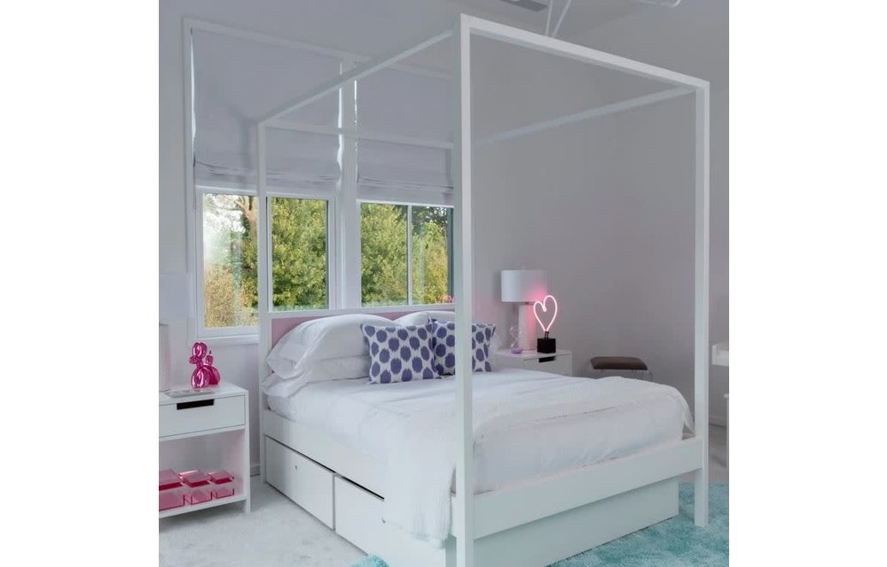 Duc Duc Cabana Canopy Bed (no footboard) (Quickship) Full Size