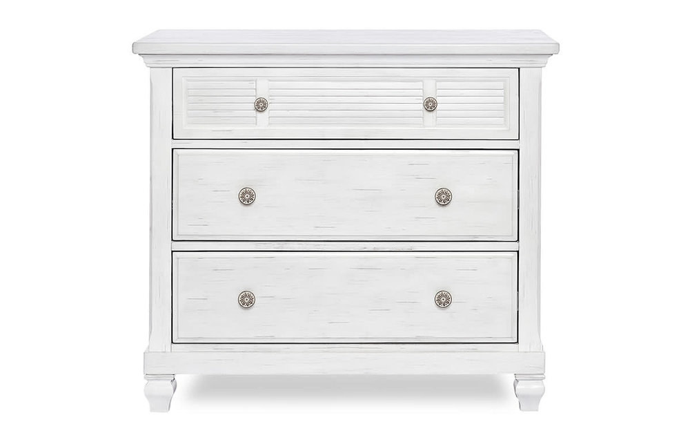 Evolur Baby Cape May 3 Drawer Dresser In Weathered White