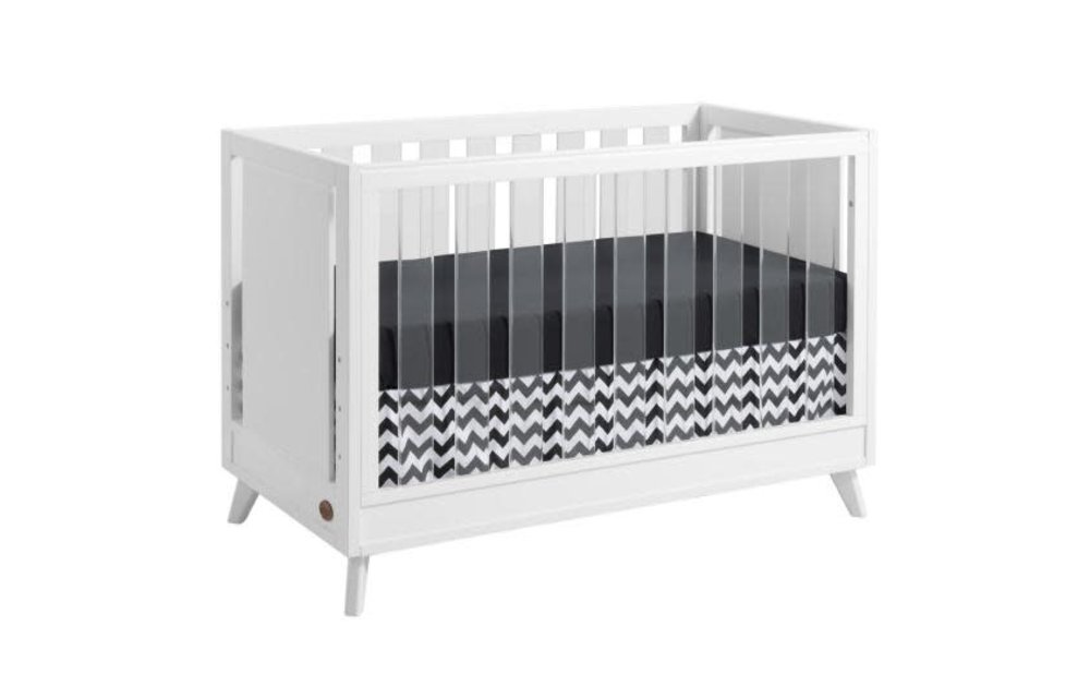 Oxford Baby Holland Island Acrylic 3 In 1 Crib In White