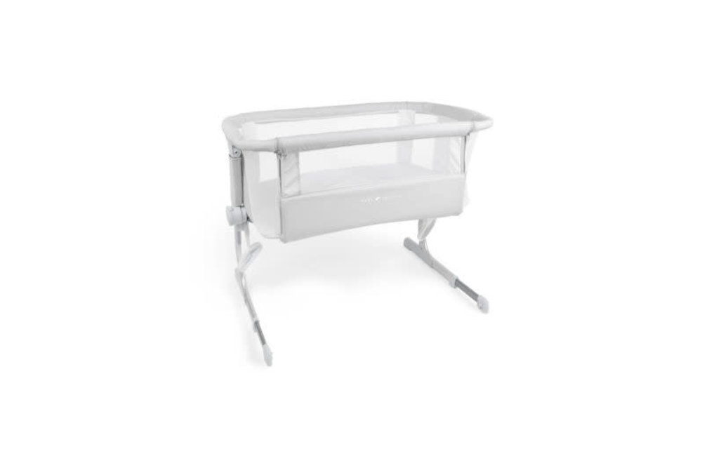 Baby Delight Beside Me™ Dreamer Bassinet & Bedside Sleeper – Driftwood Grey