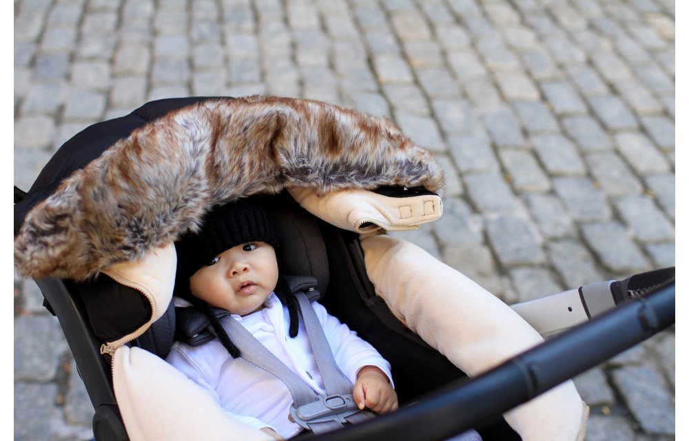 7 A.M. Enfant Car Seat Cover - Cocoon In Black Faux Fur 0-12 Months