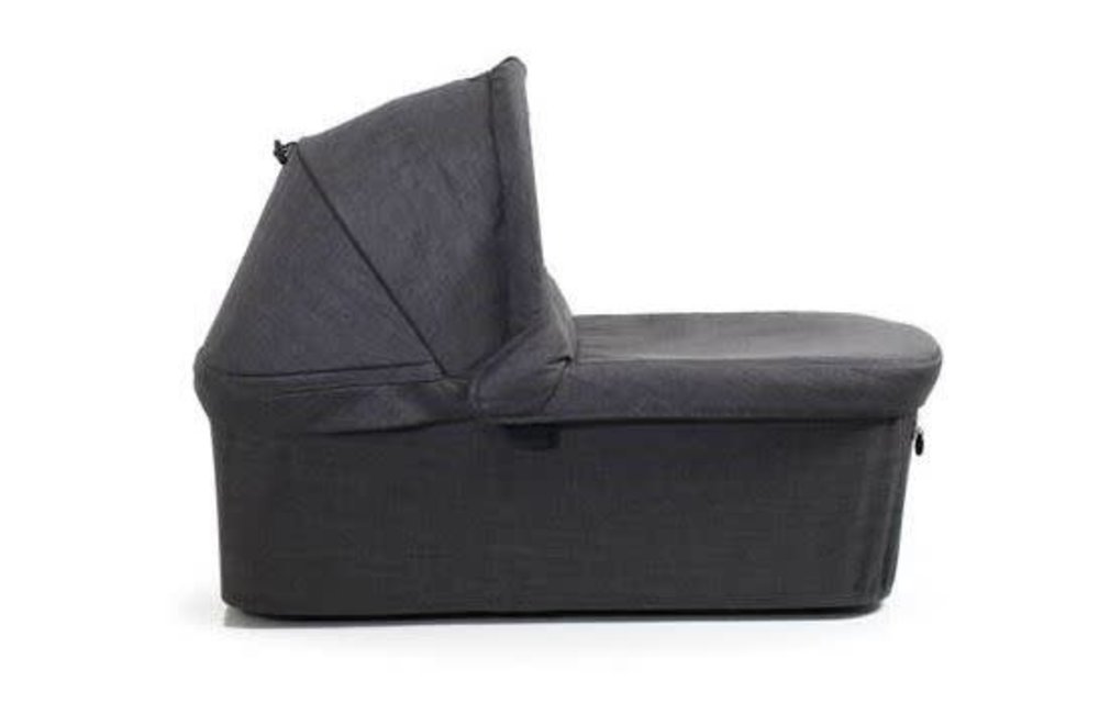 Valco Baby Snap 3 And 4 Bassinet In Black