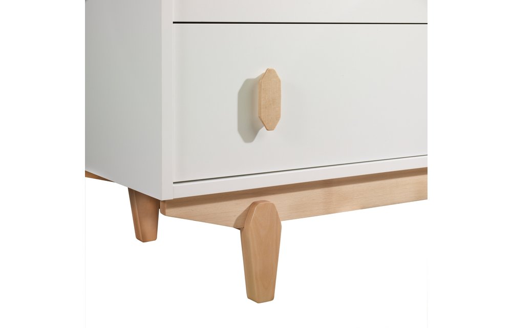 Tulip Juvenile Tate Convertible Crib With 3 Drawer Dresser XL In White/Natural