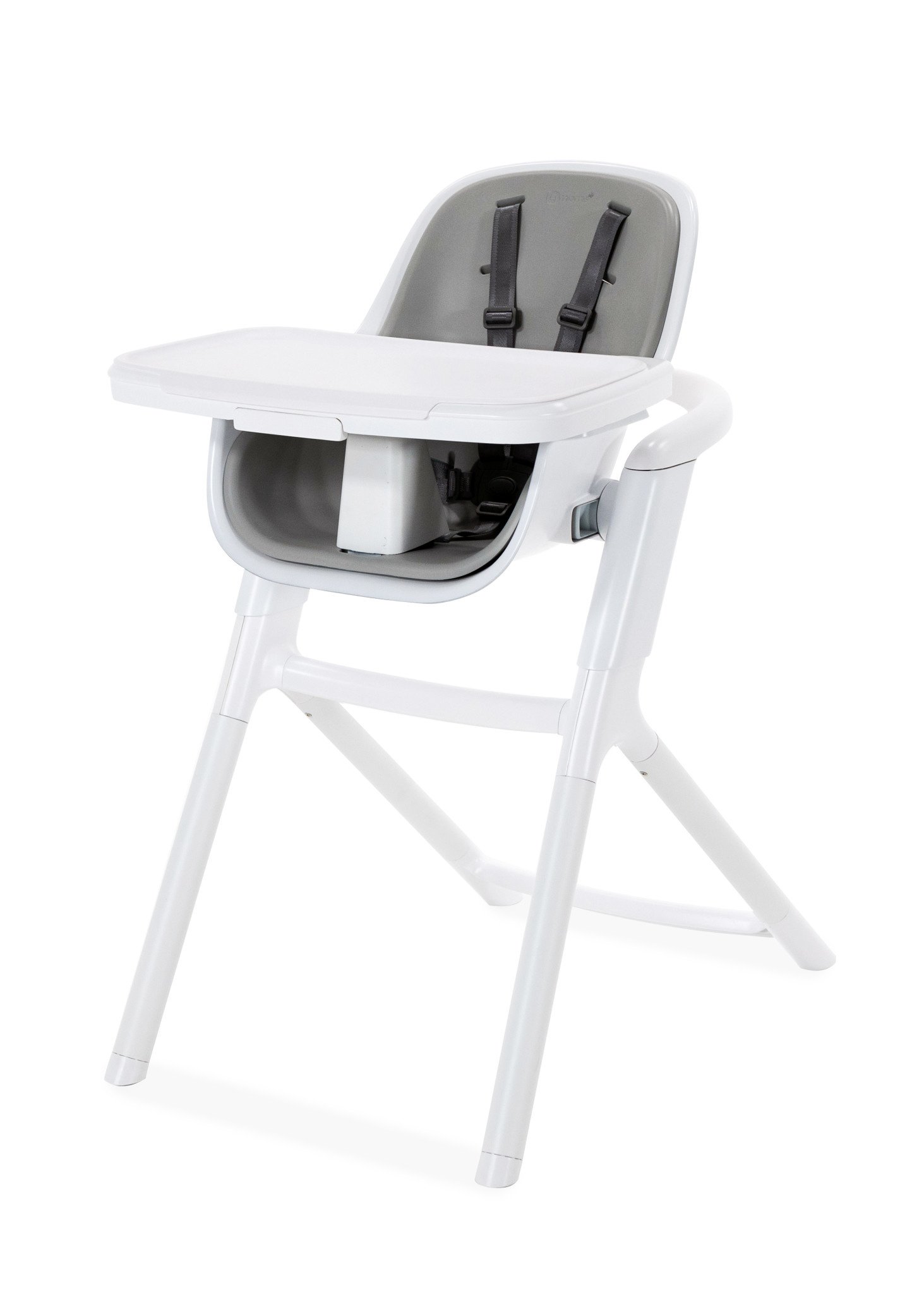 This magnetic high chair has some clever features, but it's