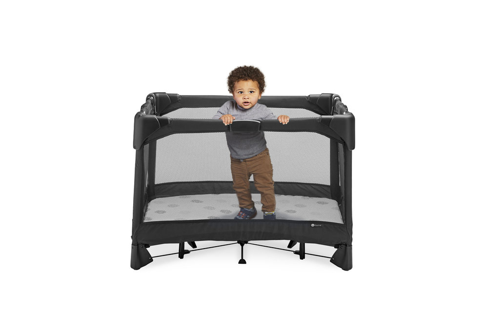 4 Moms Breeze Playyard