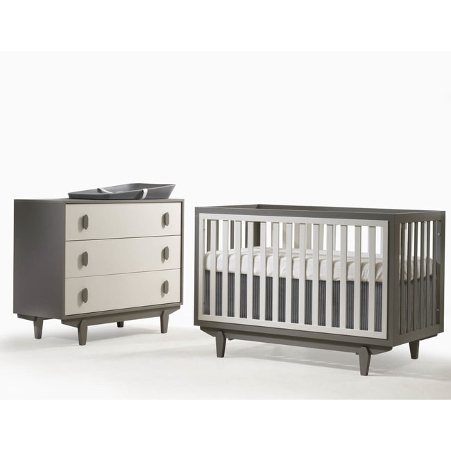 Tulip Juvenile Tate  Convertible Crib With 3 Drawer Dresser XL
