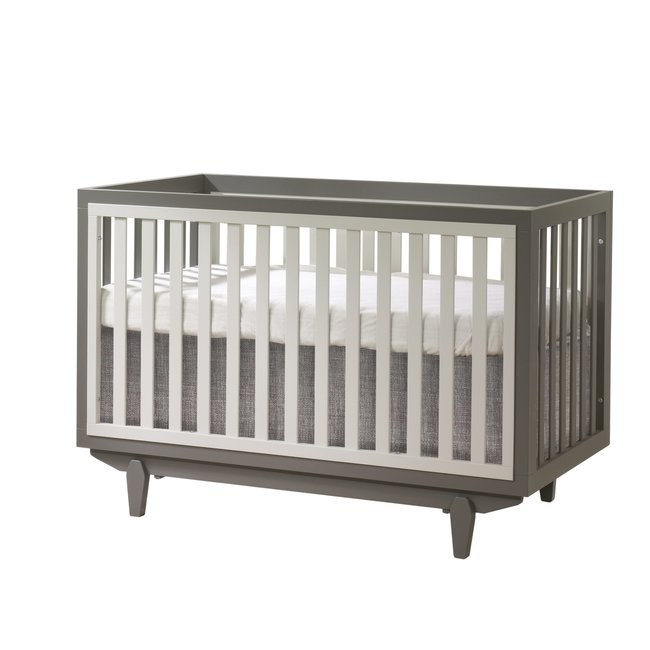 Tulip Juvenile Tate  Convertible Crib With 3 Drawer Dresser XL