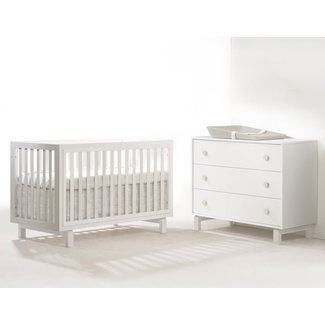 Tulip Juvenile Tulip Juvenile Bjorn Classic Crib With 3 Drawer Dresser XL