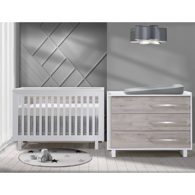 Tulip Juvenile Urban Convertible Crib With 3 Drawer Dresser XL