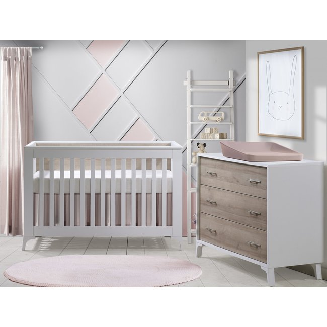 Tulip Juvenile Metro Convertible Crib With 3 Drawer Dresser XL