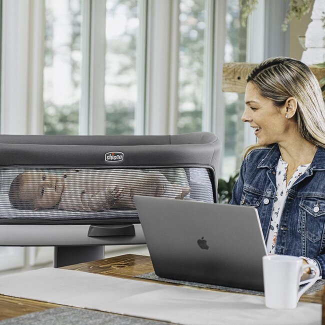 Chicco Close to You SE Bedside Bassinet - Charcoal