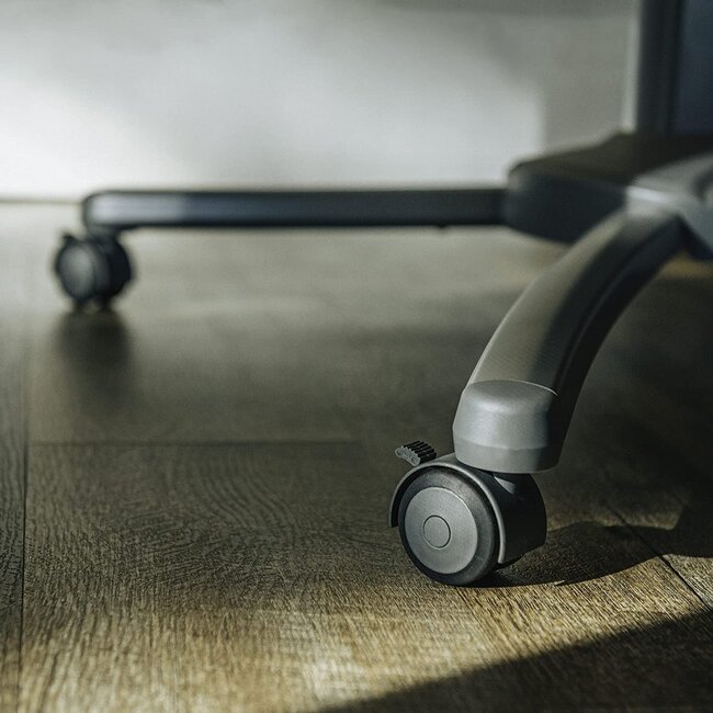 Chicco Close to You SE Bedside Bassinet - Charcoal