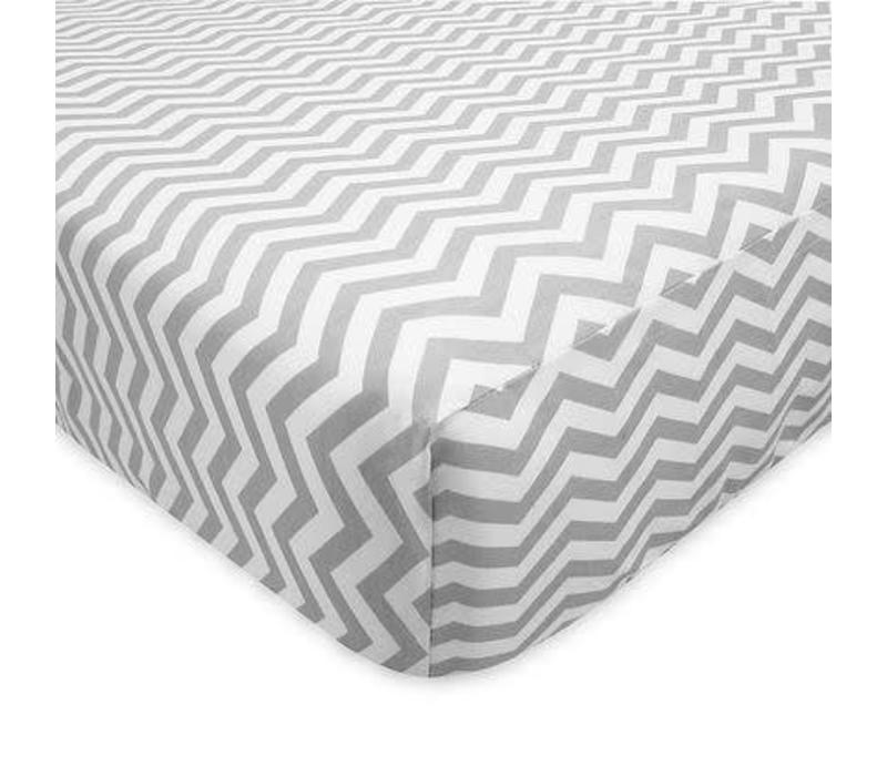 American Baby American Baby Knit Porta Crib Sheet In Chevron