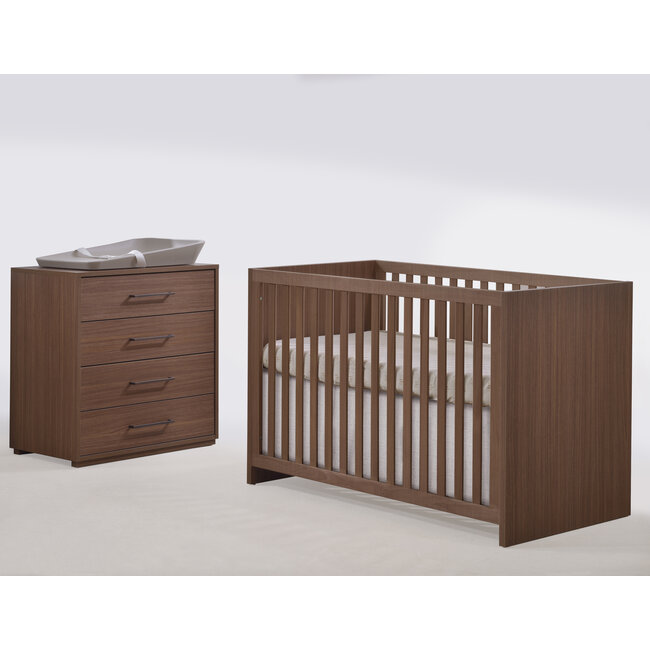 Tulip Juvenile Contempo Collection Crib With Dresser