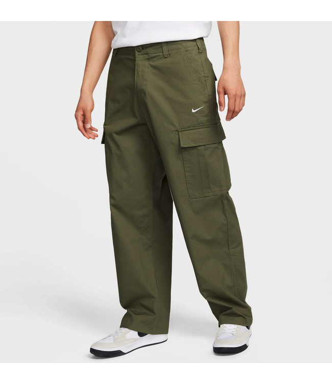 NIKE SB NIKE SB - KEARNY PANTALON CARGO (OLIVE)
