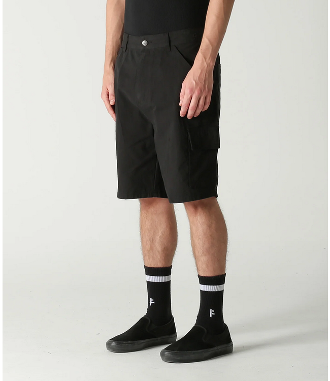 FORMER FORMER - DISTEND CARGO SHORT (WASHED BLACK)