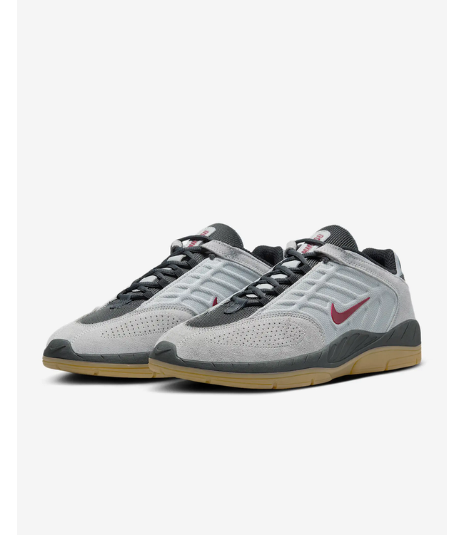 NIKE SB NIKE SB - VERTEBRAE (LT. GRIS FUMÉE/ROUGE ÉQUIPE FONCÉ)