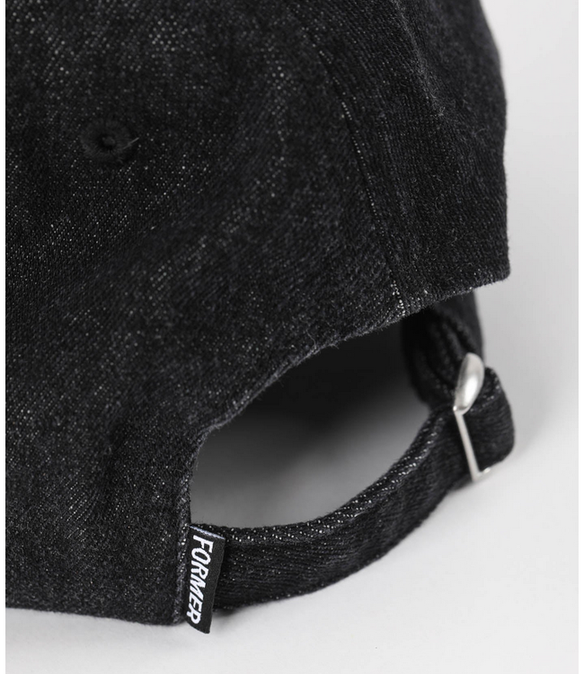 FORMER FORMER - COMPLICRUX CASQUETTE EN JEAN (NOIR DÉLAVÉ)