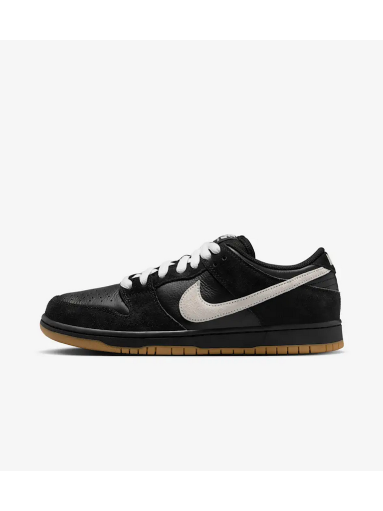 NIKE SB - DUNK LOW PRO (BLACK/ WHITE/ GUM) - Boutique NIKE SB - DUNK LOW PRO (BLACK/ WHITE/ GUM) - Boutique