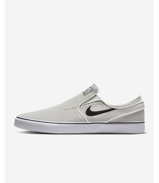 NIKE SB NIKE SB - JANOSKI + SLIP (SUMMIT WHITE/ BLACK) NIKE SB NIKE SB - JANOSKI + SLIP (SUMMIT WHITE/ BLACK)