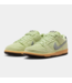 NIKE SB NIKE SB - DUNK LOW PRO PRM (CITRON LIQUIDE LT./GRIS LOUP)
