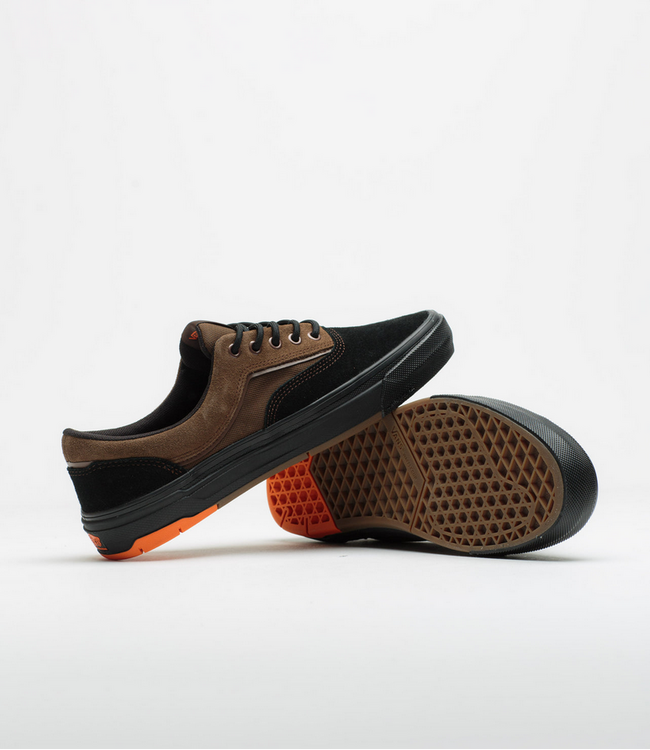VANS VANS - SKATE ERA WAFFLE CUP (BLACK/ BROWN)