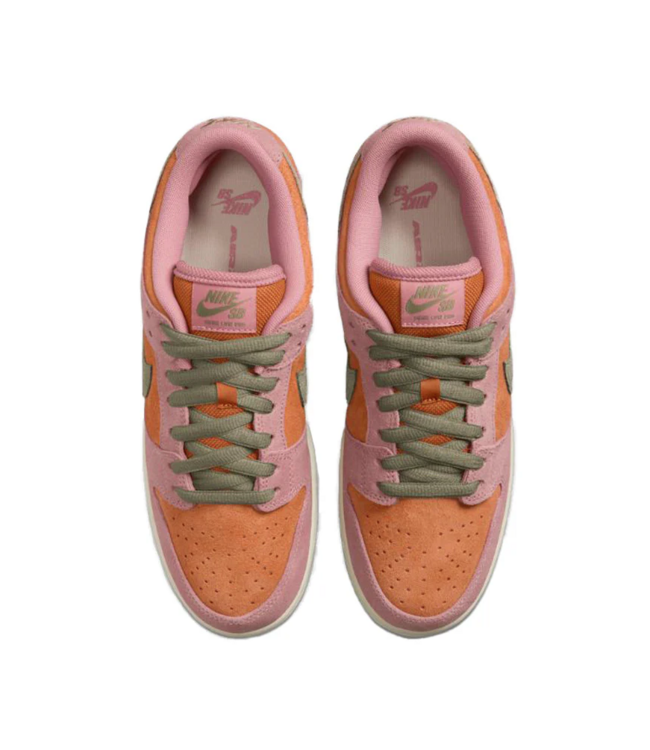NIKE SB NIKE SB - DUNK LOW PRO (POUSSIÈRE D'ÉTOILES ROUGE/OLIVE NEUTRE)