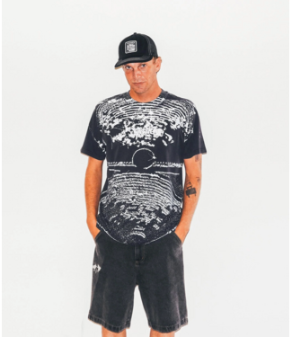 FORMER FORMER - ALL OVER CRUX SCAM TEE (MERCH BLACK)