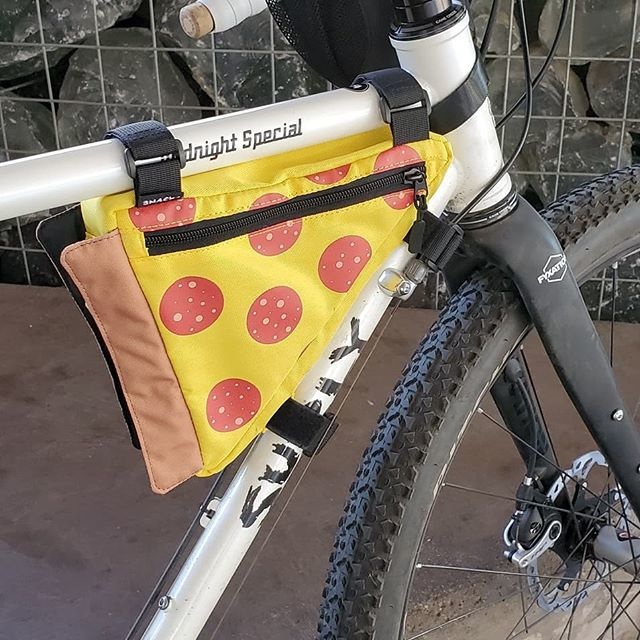 SNACK ! PIZZA FRAME BAG