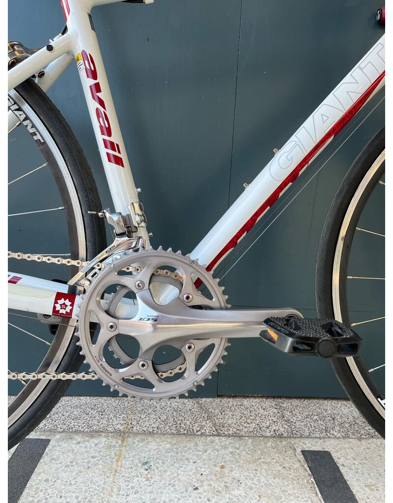 Refurbished Giant Avail S White ( 535mm TT )