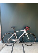 Refurbished Giant Avail S White ( 535mm TT )