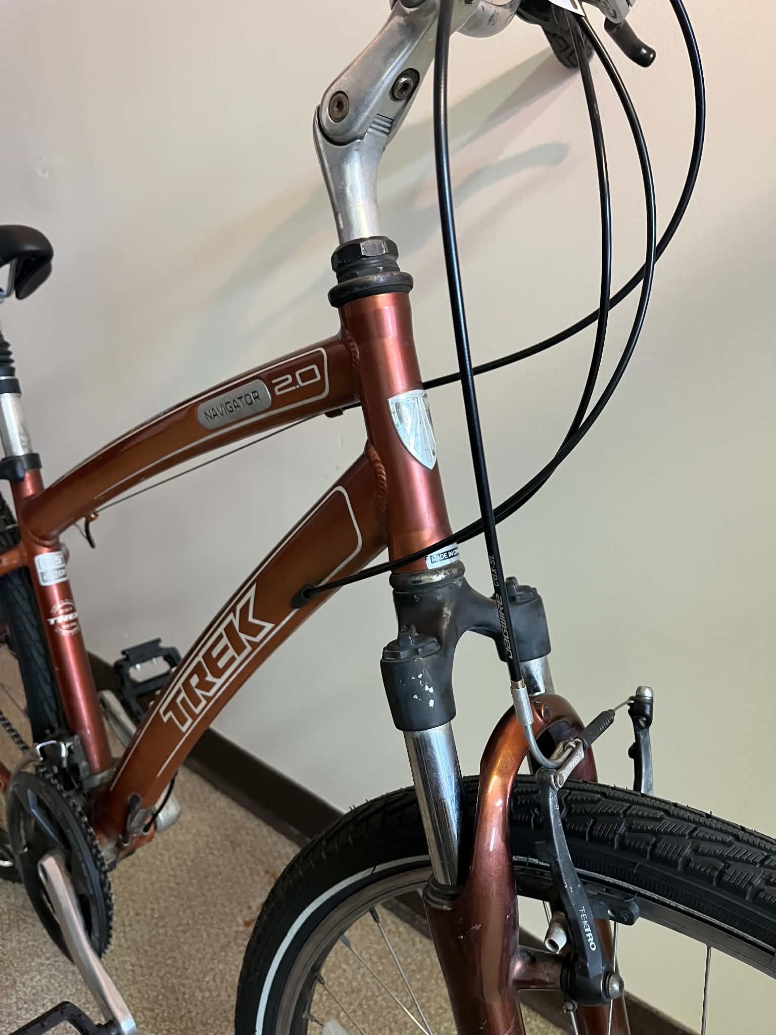 Refurbished Trek Navigator 2.0 Rootbeer 16.5" Wheel