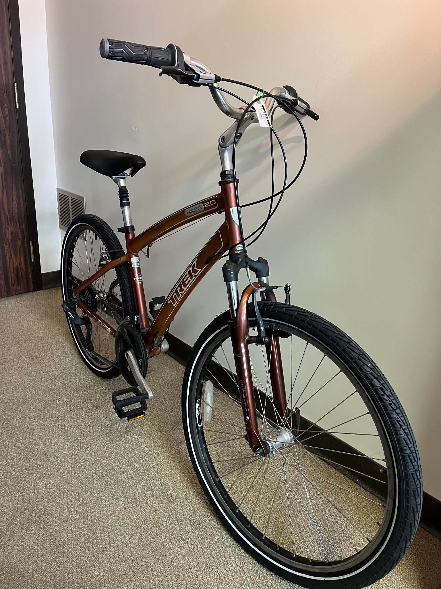 Refurbished Trek Navigator 2.0 Rootbeer 16.5" Wheel