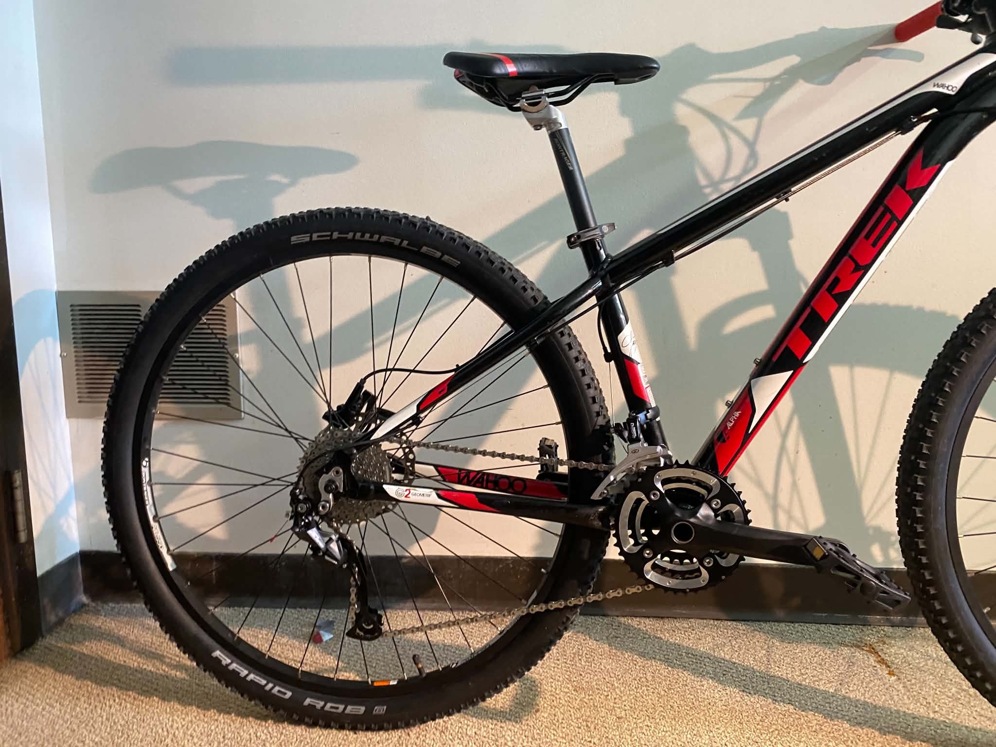Refurbished Trek Wahoo Black/Red Small