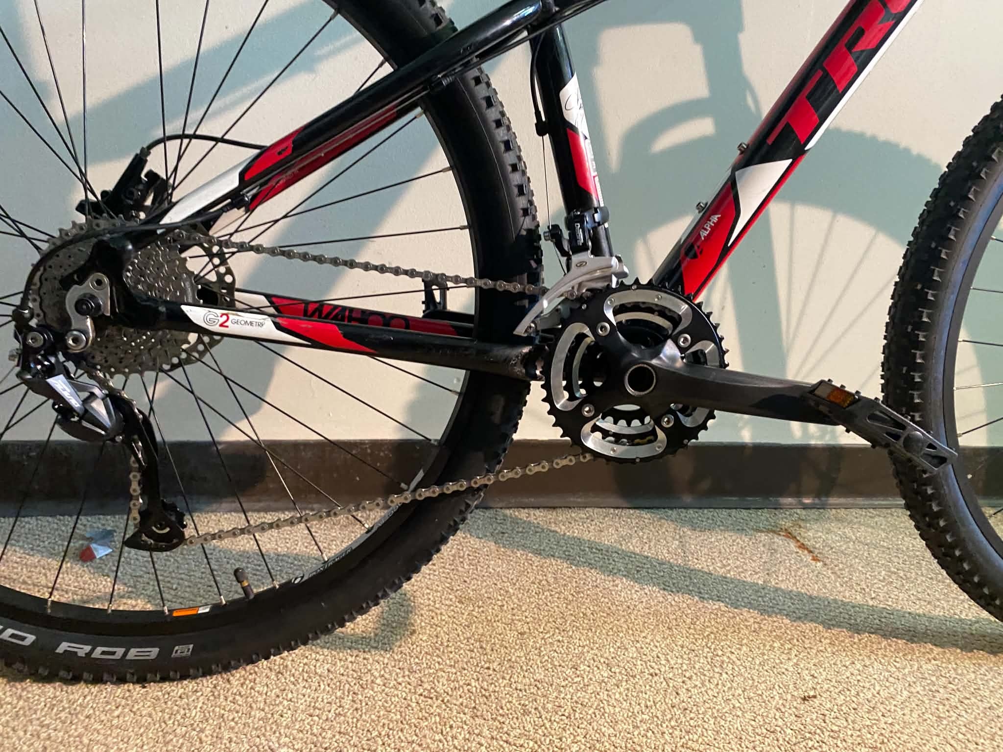 Refurbished Trek Wahoo Black/Red Small