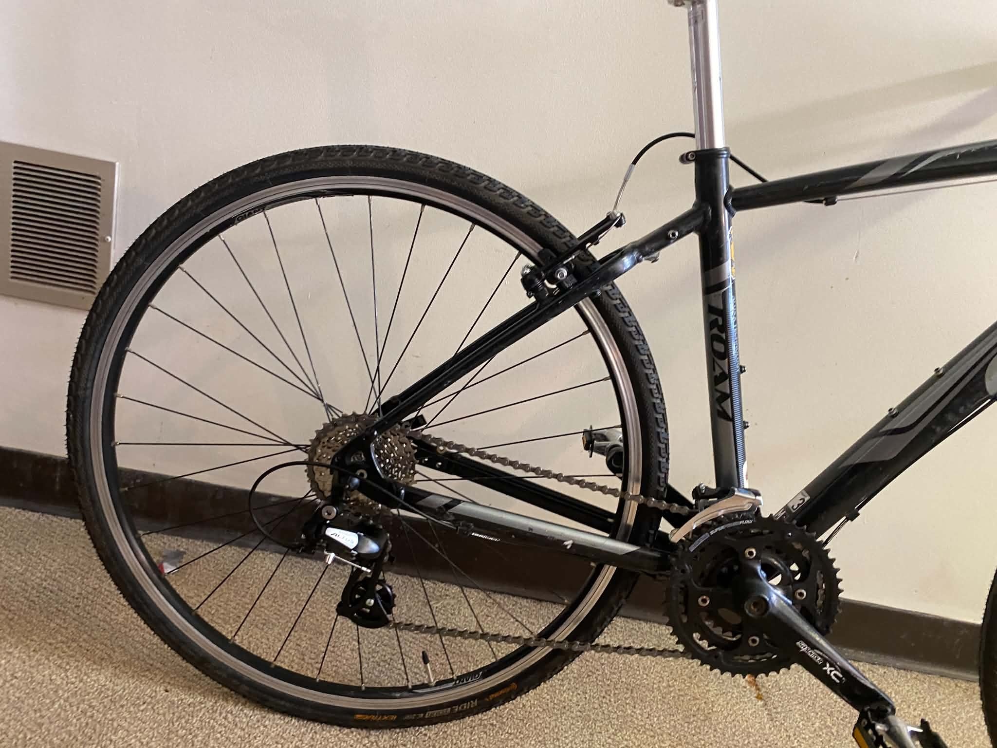 Refurbished Giant Roam Black M