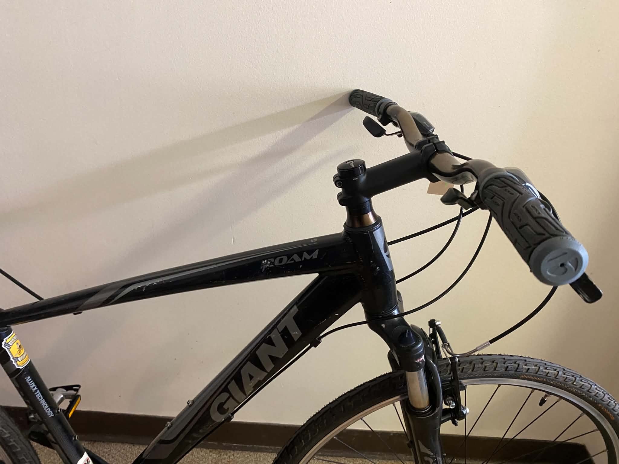 Refurbished Giant Roam Black M