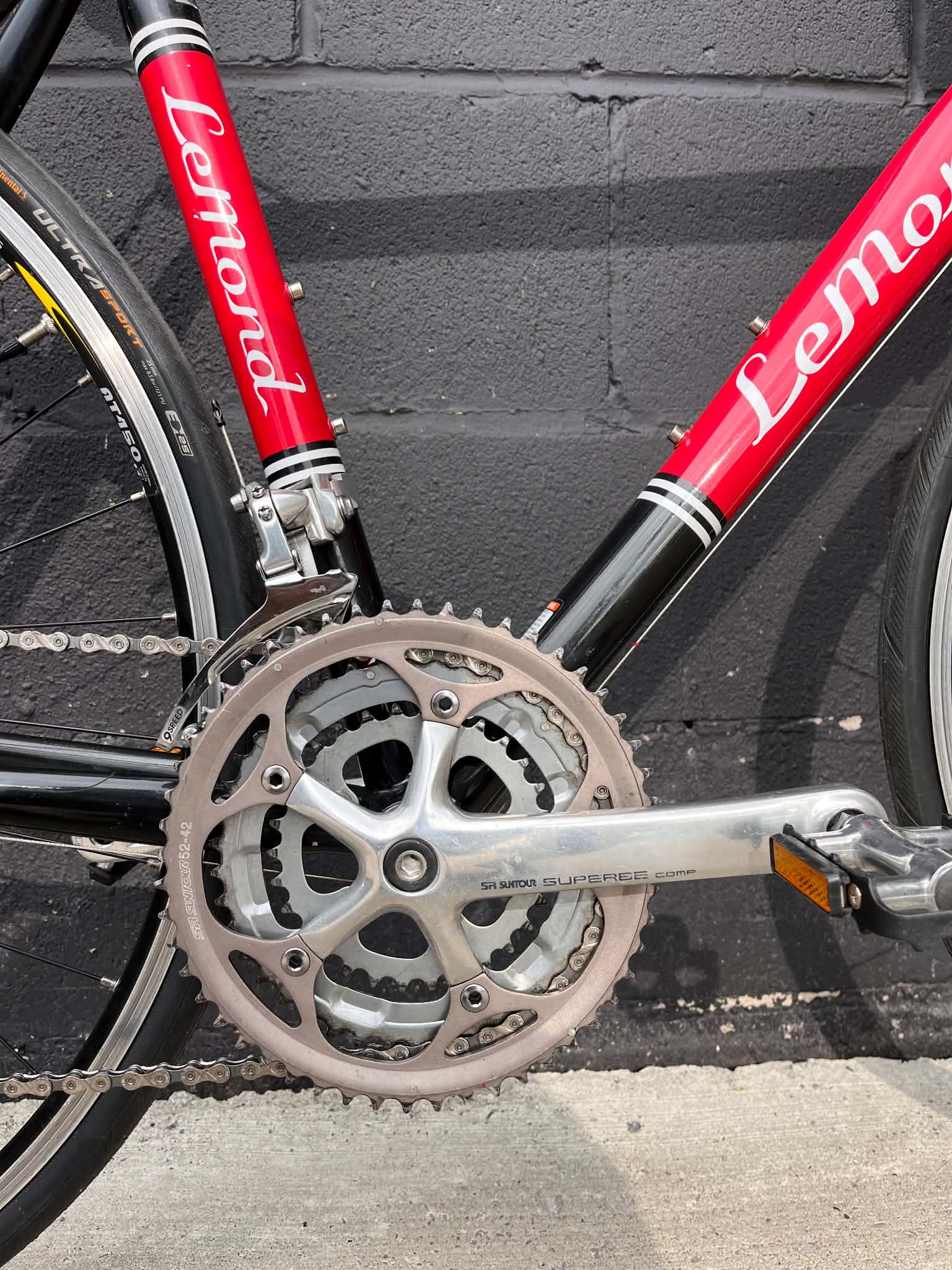 Lemond Refurbished Lemond Reno 51cm Black and red